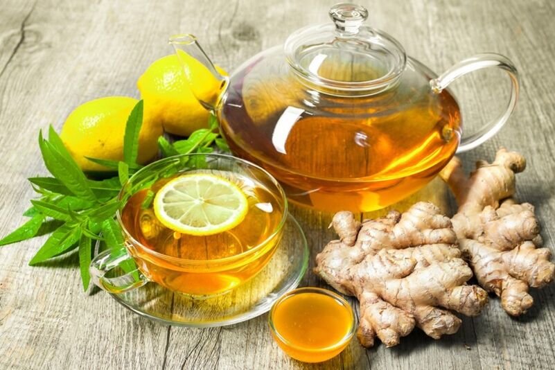 Le thé au citron et au gingembre aidera à mettre de l'ordre dans le métabolisme d'un homme